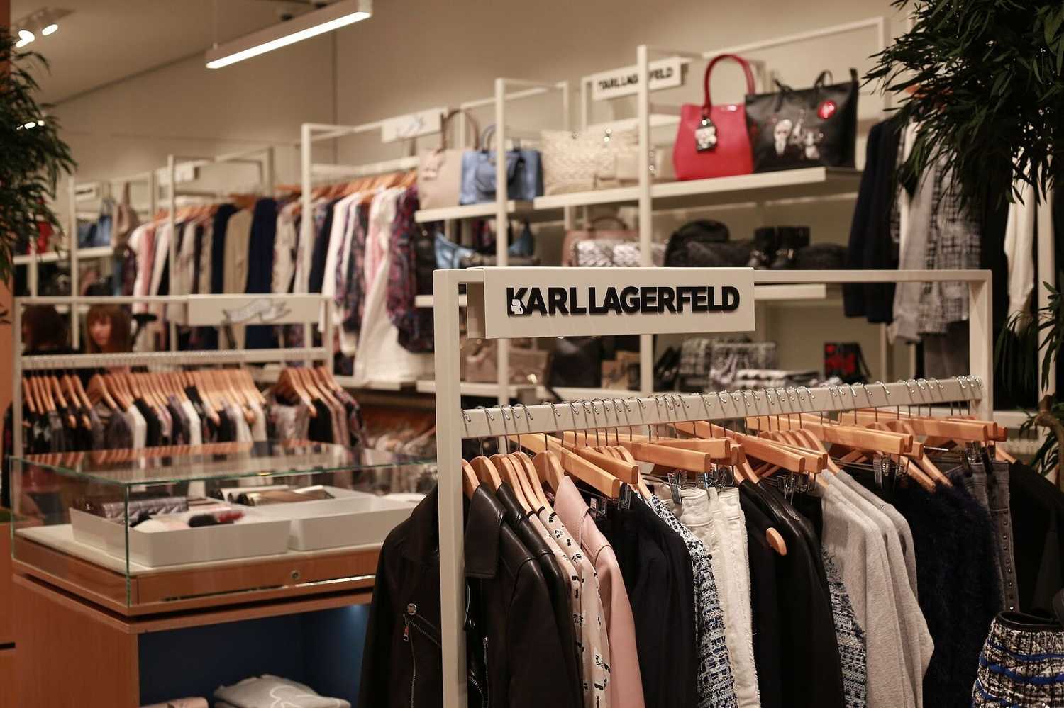 KARL LAGERFELD nový obchod ve Fashion Areně 1 | KARL LAGERFELD nový obchod ve Fashion Areně 4