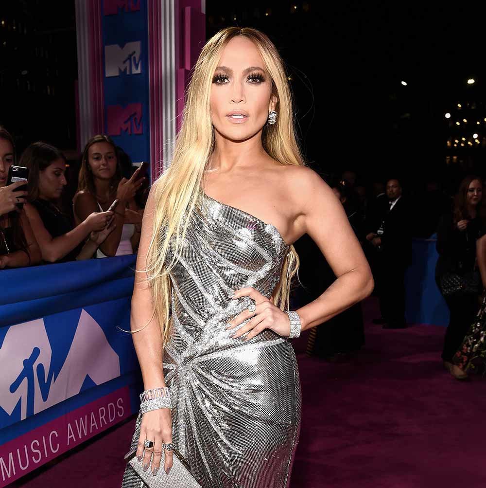 Jennifer Lopez 2018 5377 | Jennifer Lopez & Tiffany na 2018 MTV Video Music Awards 31