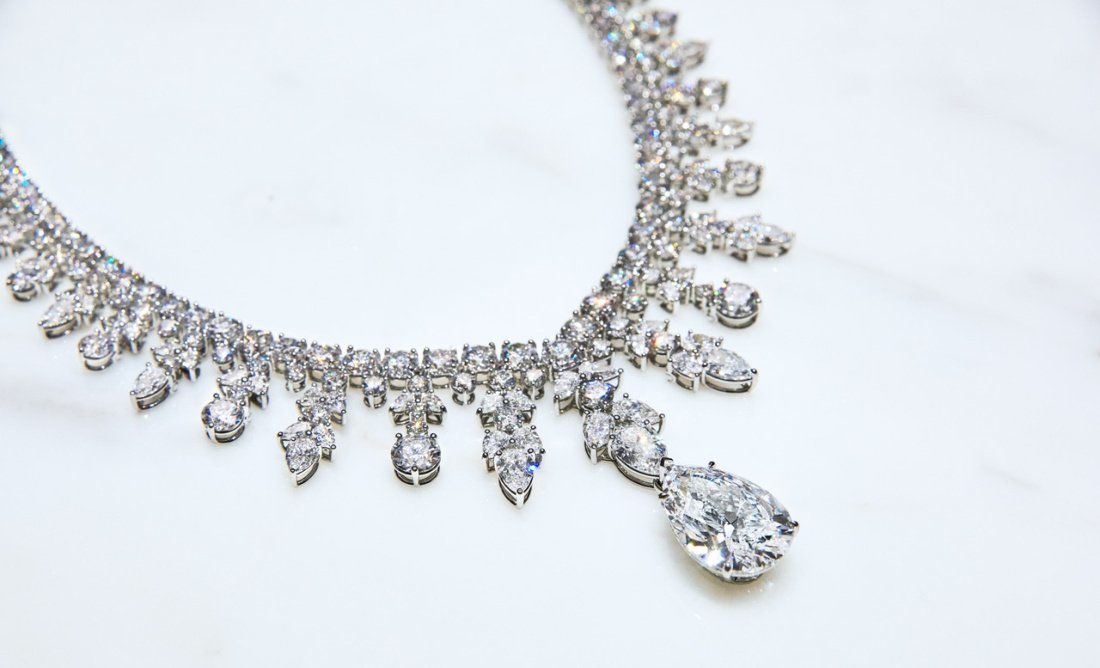 Tiffany Aurora Necklace 2 | LADY GAGA na Golden Globes v Tiffanyho diamantech 33