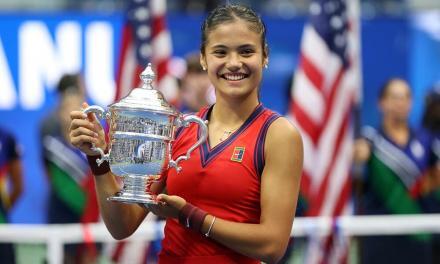 EMMA RADUCANU VYHRÁLA NA US OPEN TROFEJ Z DÍLNY TIFFANY&CO.
